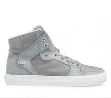 Cargar imagen en el visor de la galería, SUPRA | MENS VAIDER

