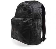 Cargar imagen en el visor de la galería, ADIDAS | CLASSIC BACKPACK

